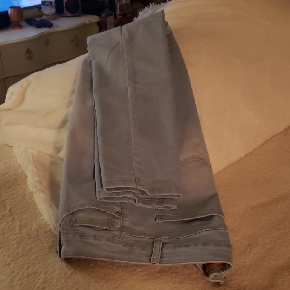 jeans